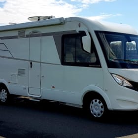 Hymer b680 2019, Mercedes Aut. 4 Pers, large garage, bicycle rack, awning