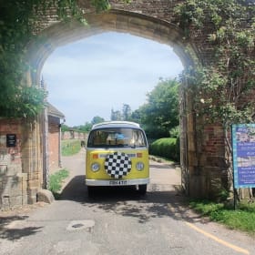 Vale – 4 berth Volkswagen campervan from 1979