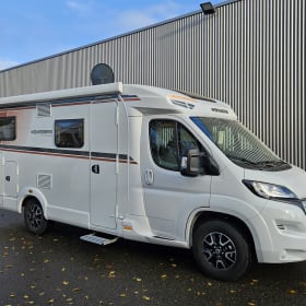 Weinsberg CaraCompact-3 – Liberté ultime pour les couples ! Camping-car de luxe avec lits simples et garage XL
