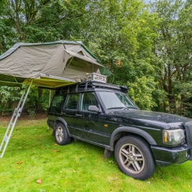 Charles  – Land Rover Disco II met rooftop tent