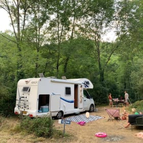 Koos – Gezellige 5p alkoof camper uit 2015