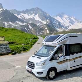 BENI483 – Prachtige Benimar 493 – Ultiem Comfort & Rijplezier met airco