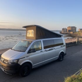 Outlander  – VW Automatic Campervan – 4 Berth – Edinburgh Airport pick up 