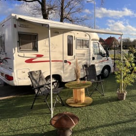 Compleet huisje op wielen! – Rapido Camper 2 persoons compact en compleet!