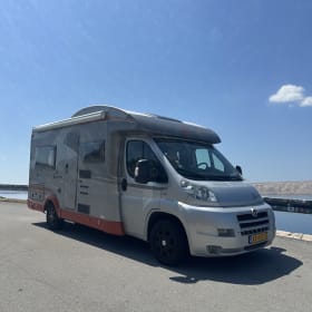 Bürstner – 4p Bürstner semi-intégré 