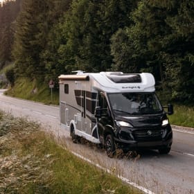 Luxury 4-person Sunlight 67S automatic from 2024