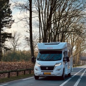 Camperverhuur Heeten – 4p Dethleffs semi-integrated uit 2024