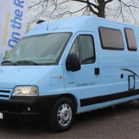 Comfortabele camperbus 