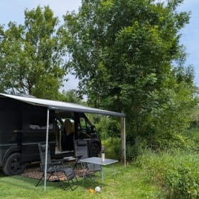 4p Peugeot bus uit 2021