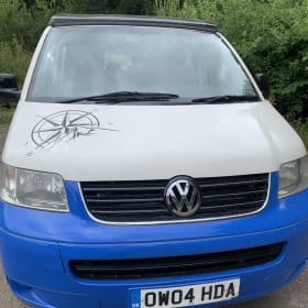 Sky – Camper Volkswagen a 4 posti letto del 2004