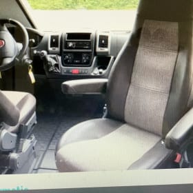 Knaus VanTourer 630 Bus Camper 