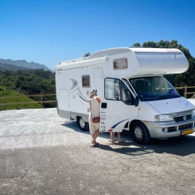 Born To Be FREE – 4 pers. - 6 couchages Dethleffs GlobeTrotter 4 Vélos