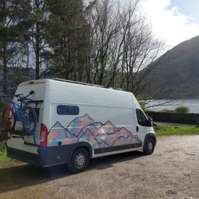 Haystacks – Bespoke 4 berth Campervan