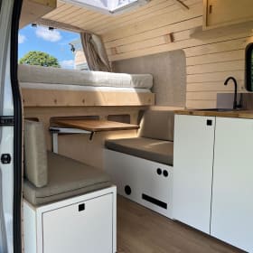 CosyCabin on Wheels – Brand New 3p Renault Master Campervan (2025) 