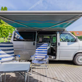 Classic 4p Volkswagen T4 California Westfalia from 2002