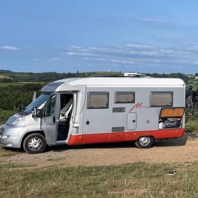 Marano t580 – 4p Bürstner semi-integrated uit 2008