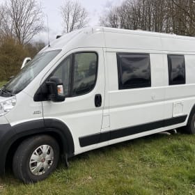 Compact Fiat Ducato Camper (2p) - Comfort & Freedom!