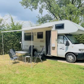 FamilyTime – Fijne gezinscamper met vast stapelbed