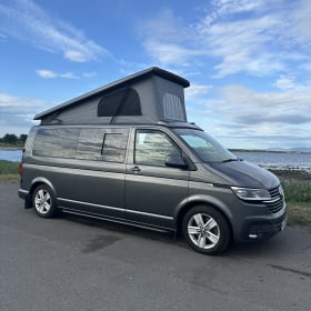 Graycie – 4 berth Volkswagen campervan from 2021