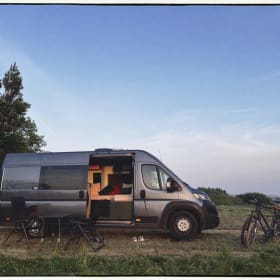 Pistachio - Off Grid - Peugeot Boxer L4H2 