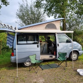 4p Volkswagen California Campervan uit 2002