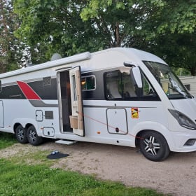 I910G – 4p Bürstner integrated uit 2019