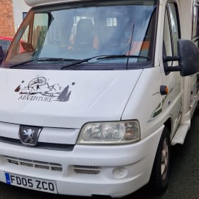 2 berth Peugeot semi-integrated from 2005