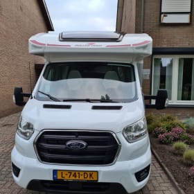 Camper Bolletje – Luxe 4p Roller Team semi-intégré à partir de 2020