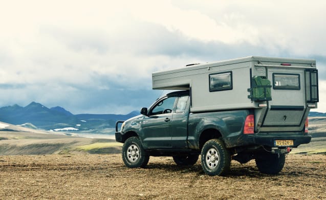 High luxe - Toyota Hilux 4x4 camper €118 p.d. - Goboony