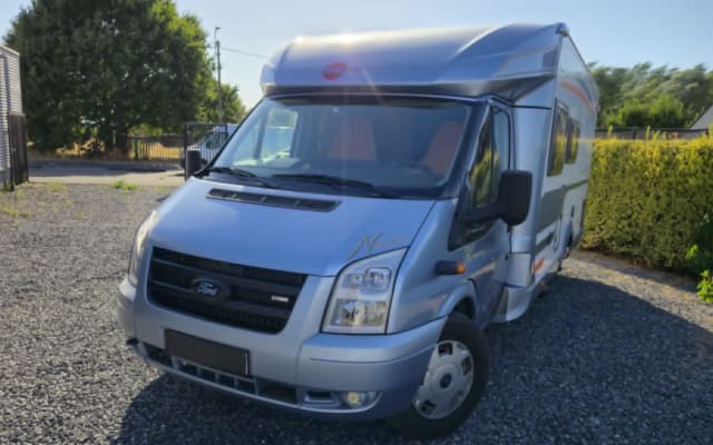 Boeking - Half-integraal camper - null - #98394