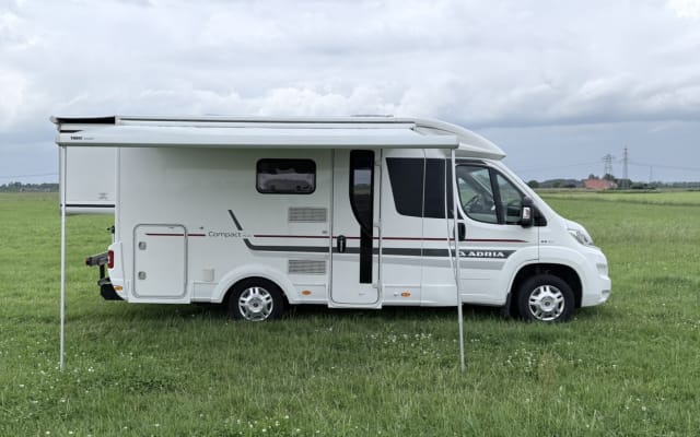 Boeking - Half-integraal camper - null - #96932