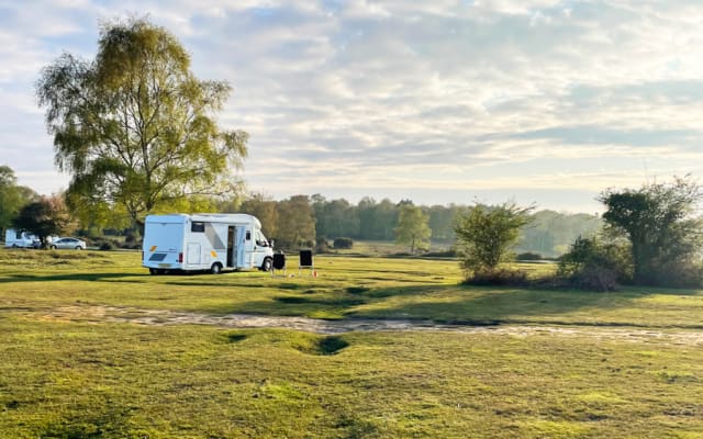 Rental - Low profile motorhome - null - #86080