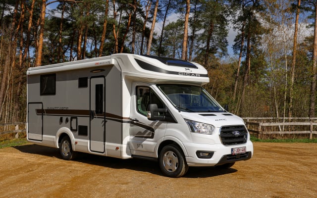Rental - Low profile motorhome - null - #96606