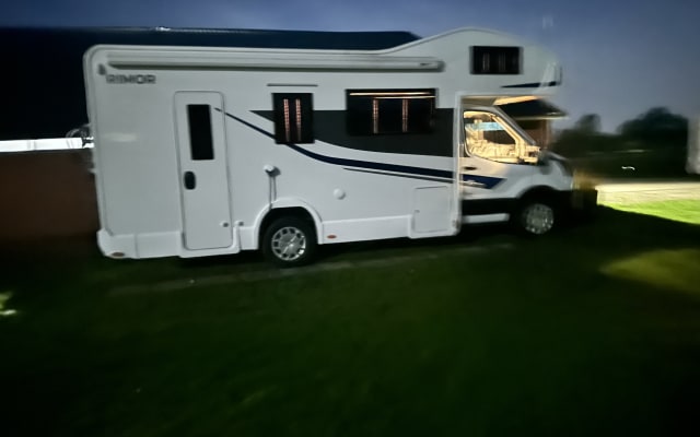 Location - Camping-car Capucine - null - #77081