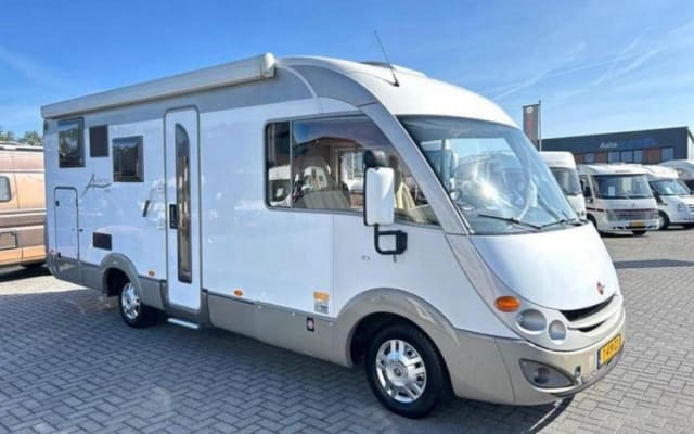 Alquiler - Autocaravana integral - null - #97251