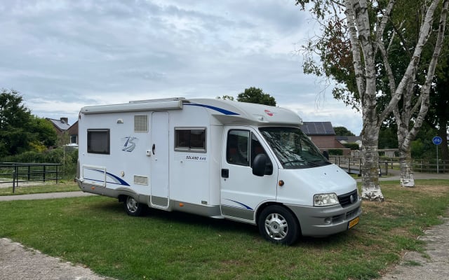 Location - Camping-car Profilé - null - #91383