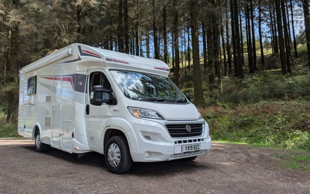 Rental - Low profile motorhome - null - #93663