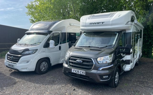 Location - Camping-car Profilé - null - #94469