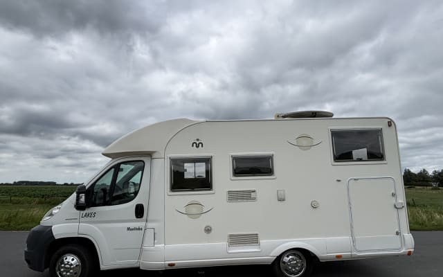 Boeking - Half-integraal camper - null - #94787