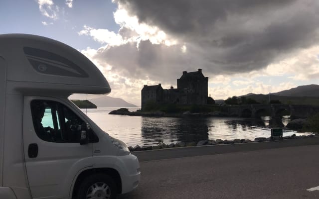 Rental - Coachbuilt motorhome - null - #89201