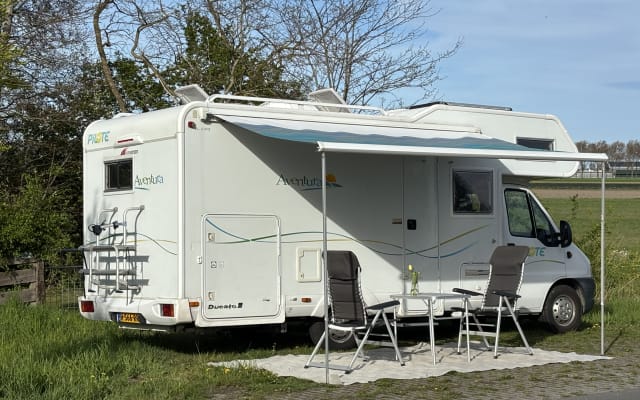 Boeking - Alkoof camper - null - #88315