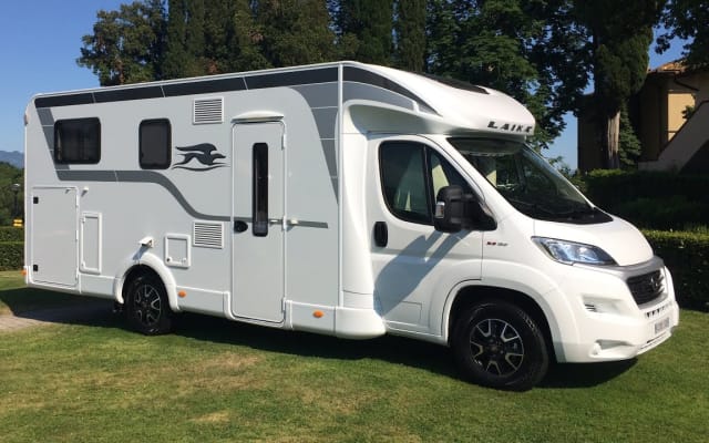 Location - Camping-car Profilé - null - #35837