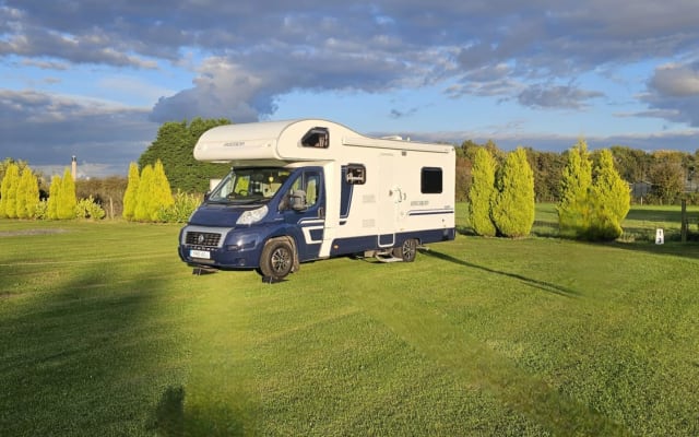 Location - Camping-car Capucine - null - #90370