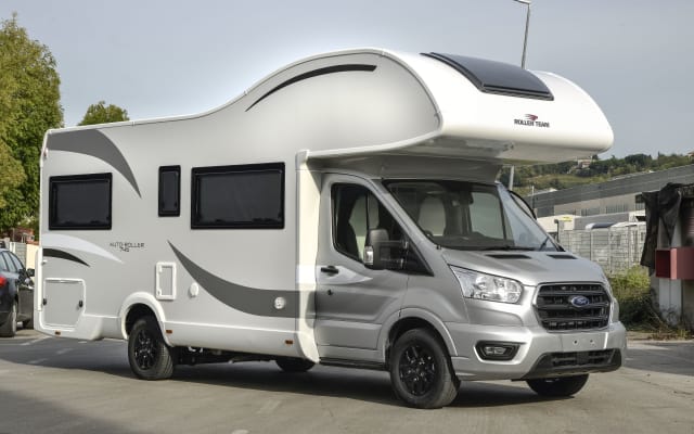 Rental - Coachbuilt motorhome - null - #14223
