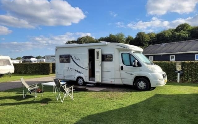 Boeking - Half-integraal camper - null - #97024