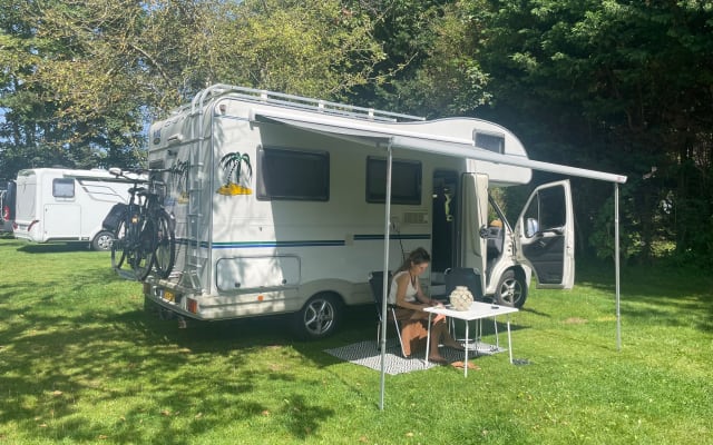 Boeking - Alkoof camper - null - #79422