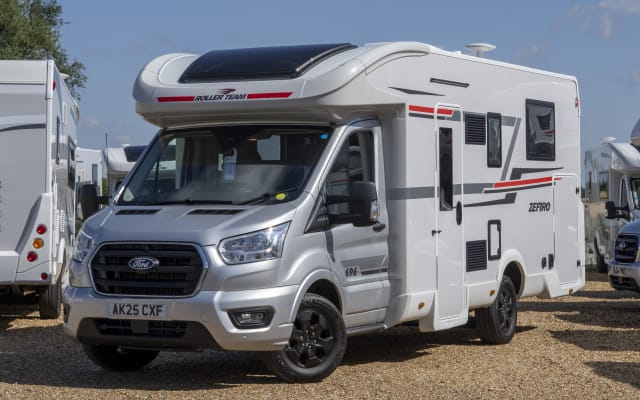 Rental - Low profile motorhome - null - #88179