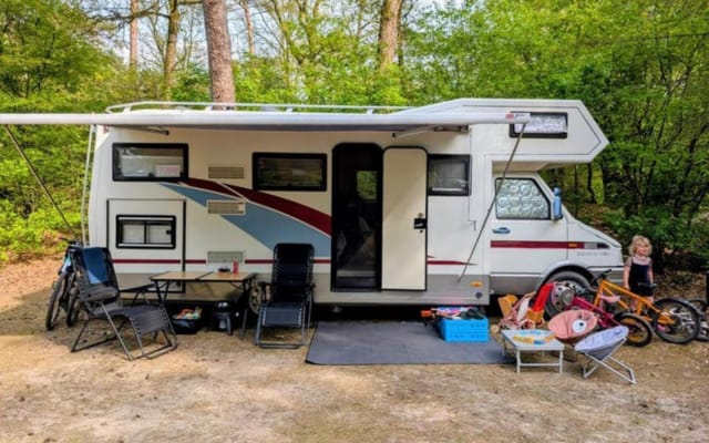 Boeking - Alkoof camper - null - #97679