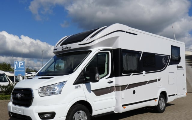 Boeking - Half-integraal camper - null - #94407