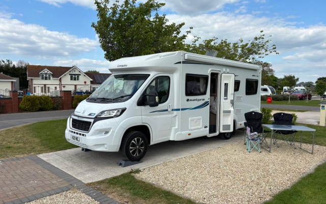 Rental - Low profile motorhome - null - #86123
